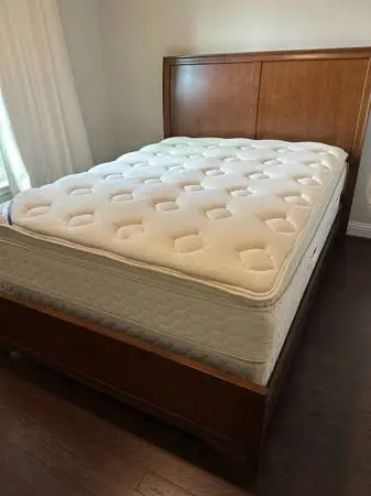 Queen Sleigh Bed