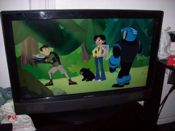 37 inch LCD HD TV for sale