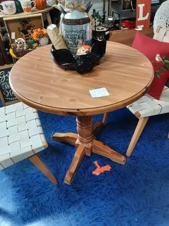 3-Pc Round Table with 2-Chairs 1914