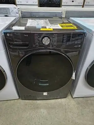 BRAND NEW LG WASHER FOR SALE $750