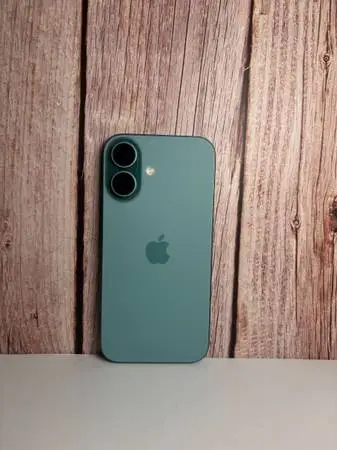 iPhone 16 - Unlocked- 128GB