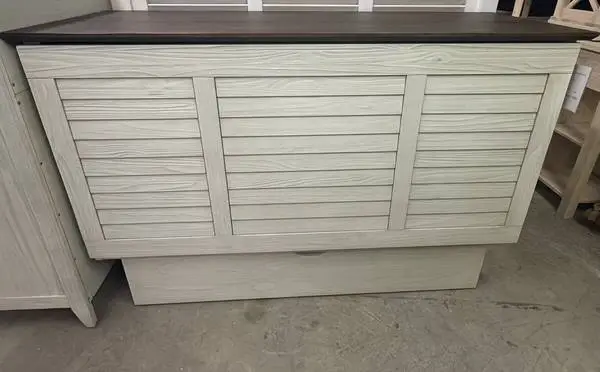 Queen Size Sleep Chest