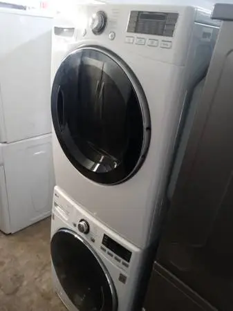 ★LG stackable front load washer and dryer set