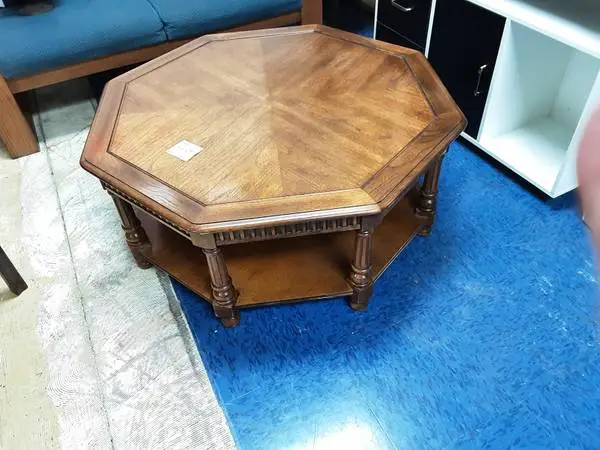 Coffee Table 10748