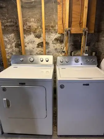 Maytag Washer & Dryer Set – Excellent Condition