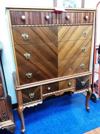 1920 to 1930 Era up Night Dresser