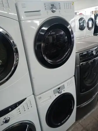 ★Kenmore stackable front load washer and dryer set