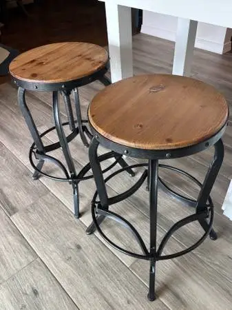 Like new Farmhouse/Industrial style barstools (2)