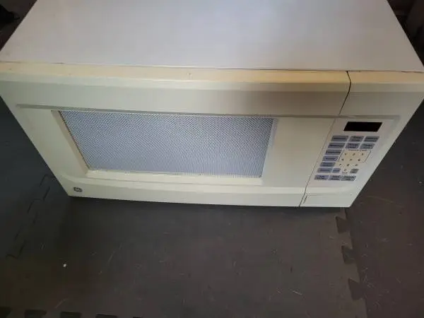 GE microwave