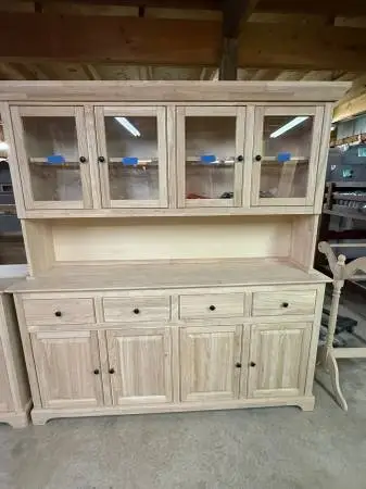 SOLID WOOD HUTCH & BUFFET