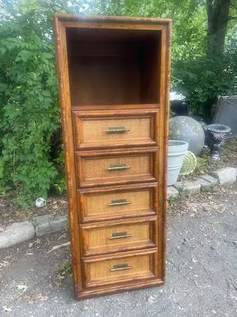 Vintage faux bamboo 5 drawer dresser