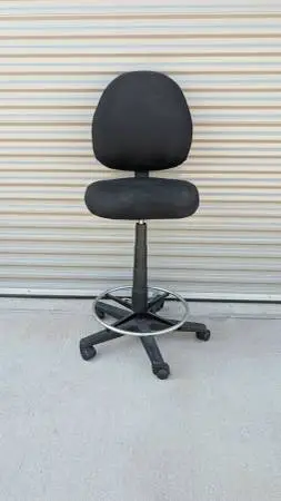 Armless Drafting Chair
