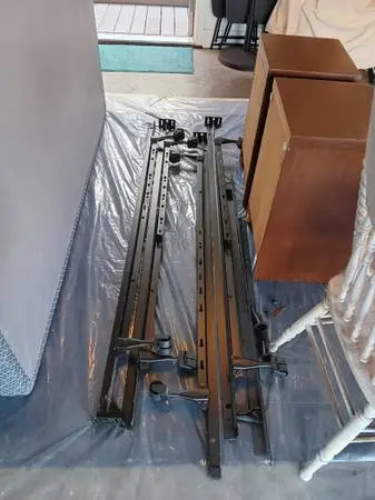 Adjustable metal bed frames