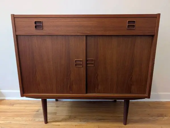 Mid-Century Danish Modern Teak Credenza / Cabinet with Sliding Doors