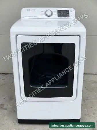 Samsung 7.4 Cu Ft GAS Steam Dryer, Front-Load — White — $225