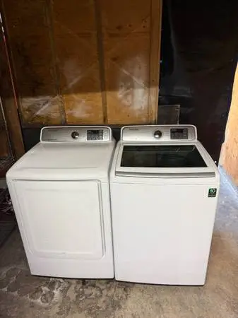Samsung heavy duty washer and electric dryer set