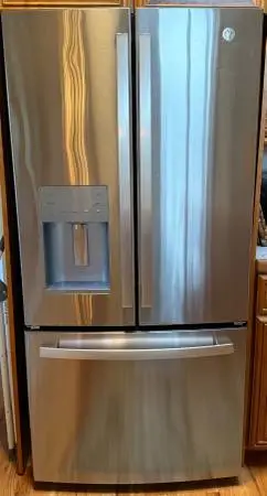 GE Fridge- 17.5 cu ft French door, counter depth