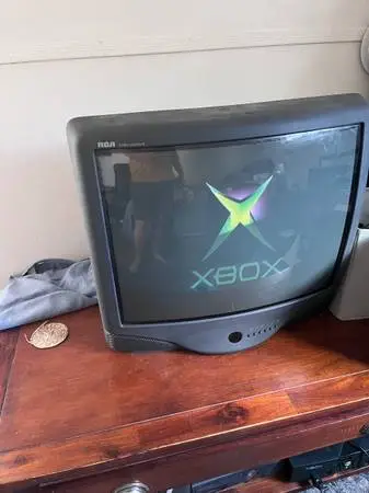27” RCA CRT TV