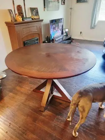 Real wood round table with 4 chairs