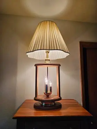 Vintage Quad light bulb, duo lamp