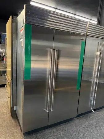 SIDE X SIDE REFRIGERATOR SUB-ZERO 48 INCH
