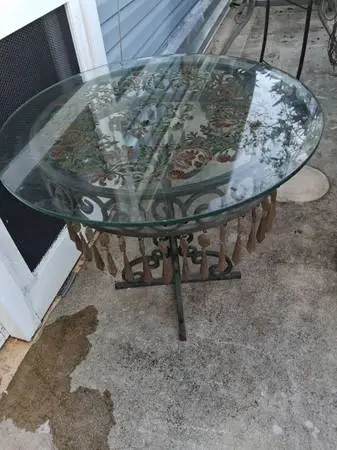 Metal table
