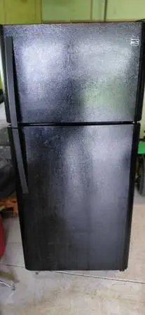 KENMORE 18 CF. REFRIGERATOR BLACK