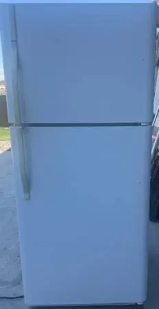 Kenmore Fridge - White - Can deliver