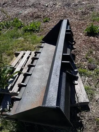 Titan 72 Skid Steer Tooth Bucket