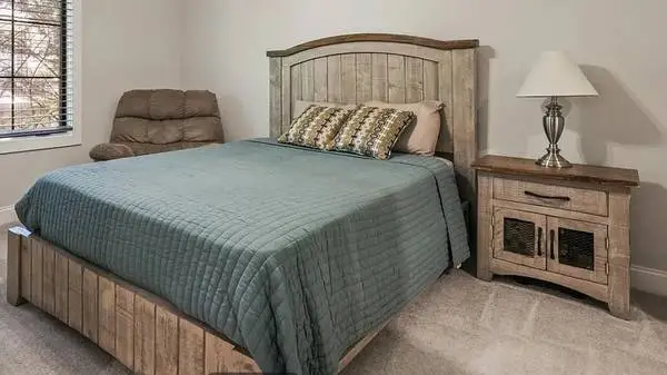 Queen Bedroom Set