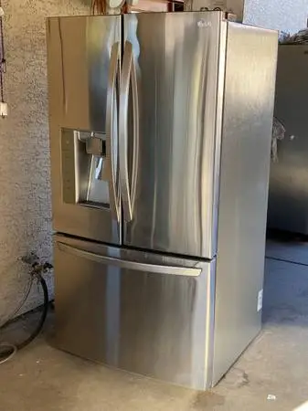 LG FRENCH DOOR REFRIGERATOR