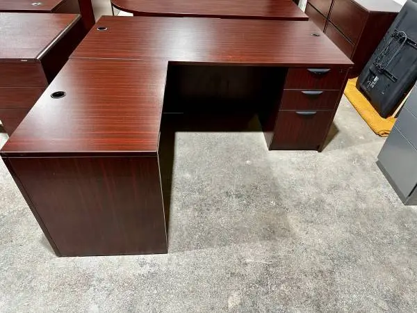 OFFICE DESK L-SHAPE DESK