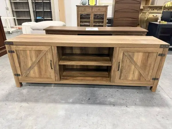 Walker Edison Farmhouse Rustic Oak 70 Tv Stand For TVs Up To 80