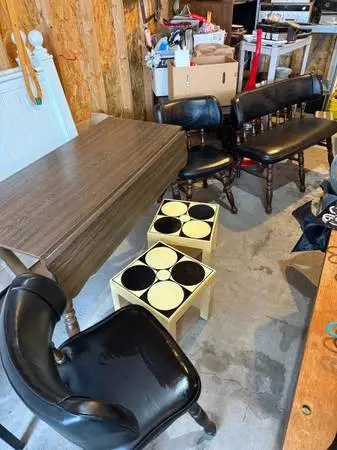 Mid Century Modern -estate sale