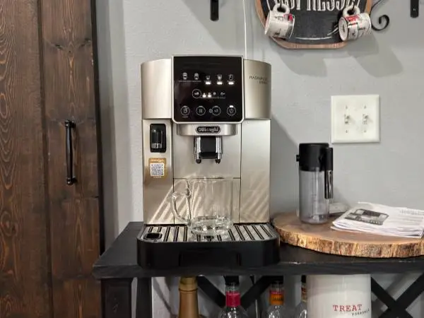 DeLonghi Magnifica Start Espresso Machine