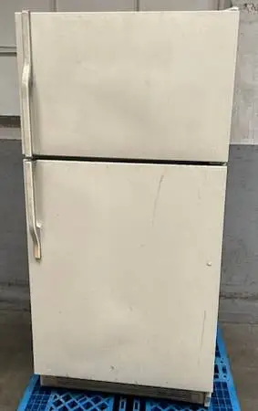 18.6 cu foot Admiral refrigerator