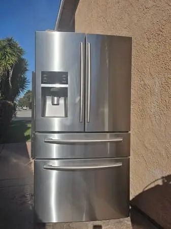 REFRIGERATOR  4 doors   w36 h69 d31