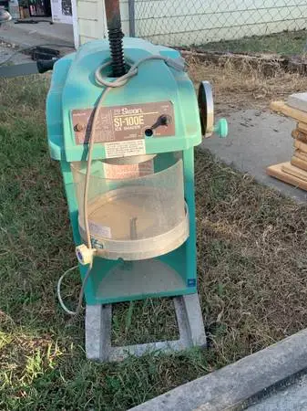 Swan Sno Cone Machine