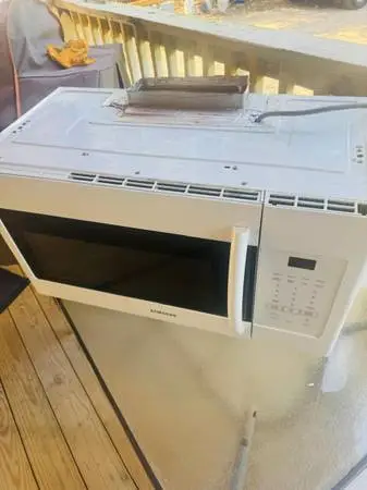 Microwave