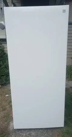 KENMORE FREEZER BIG. 33 WIDE X 30 DEEP X 75 TALL. VERY NICE/CLEAN. WOR