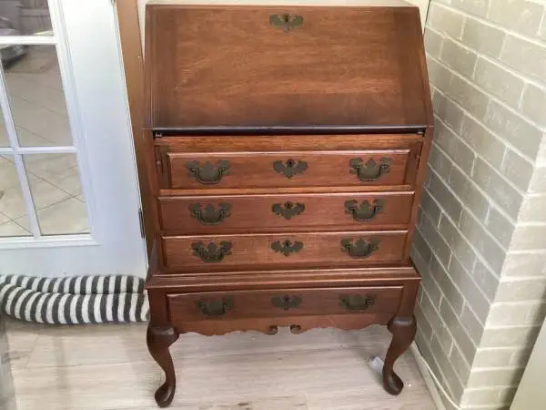 Antique secretary Desk maddox Did you ever see this through your trave