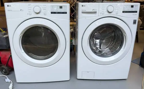 LG Front Load Washer & Electric Dryer Set