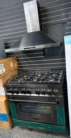 Z LINE PROPANE STOVE WITH MATCHING HOOD