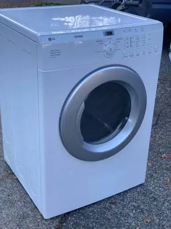 LG clothes dryer