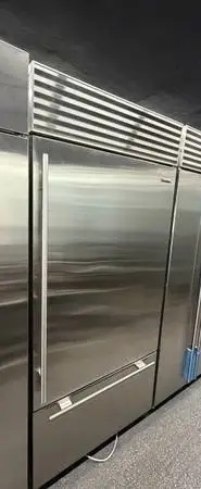 SUBZERO REFRIGERATOR RIGHT HINGE OVER UNDER