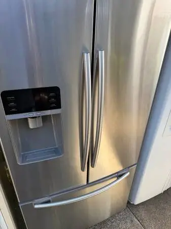 Samsung refrigerator delivered