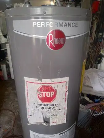 Rheem performance 30 gallons water heater gas