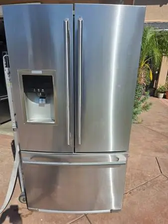 Refrigerator countherdepth W36h69d28