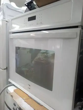 30 Kenmore white  electric single oven