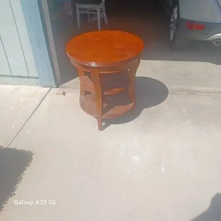 TABLE -  Decorative   $75